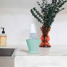 画像をギャラリービューアに読み込む, 片手で哺乳瓶を開閉できる bokee(ボーキー)