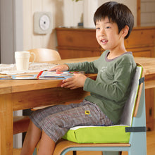 画像をギャラリービューアに読み込む, リッチェル ごきげんお食事クッションR 【送料無料】